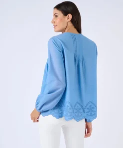 Blouse base brodée