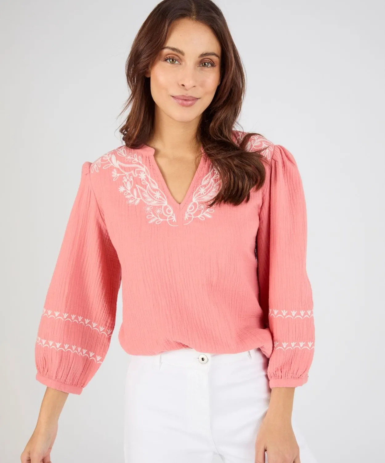 Blouse brodée en gaze de coton