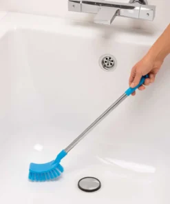 Brosse spécial salle de bain