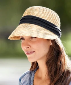 Chapeau de paille avec visière
