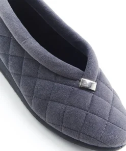 Chaussons en velours matelassé