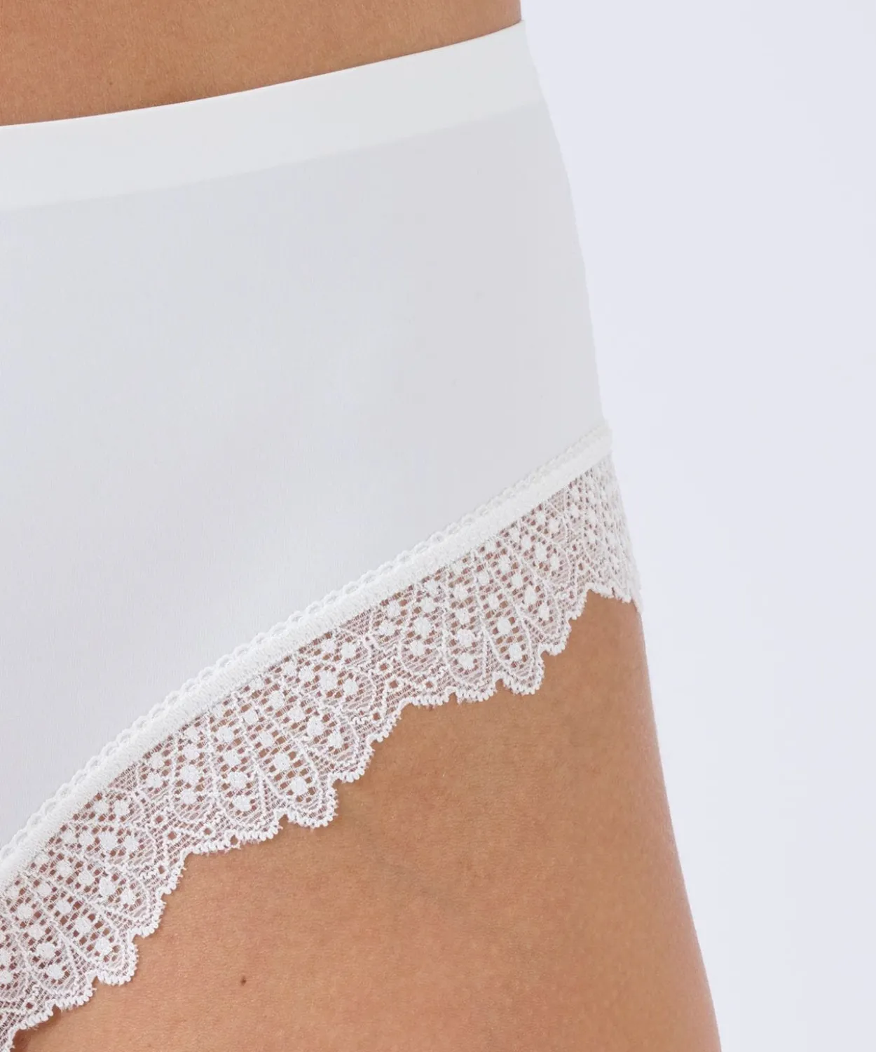 Culotte midi invisible