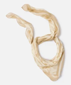 Foulard pure soie imprimé feuillage