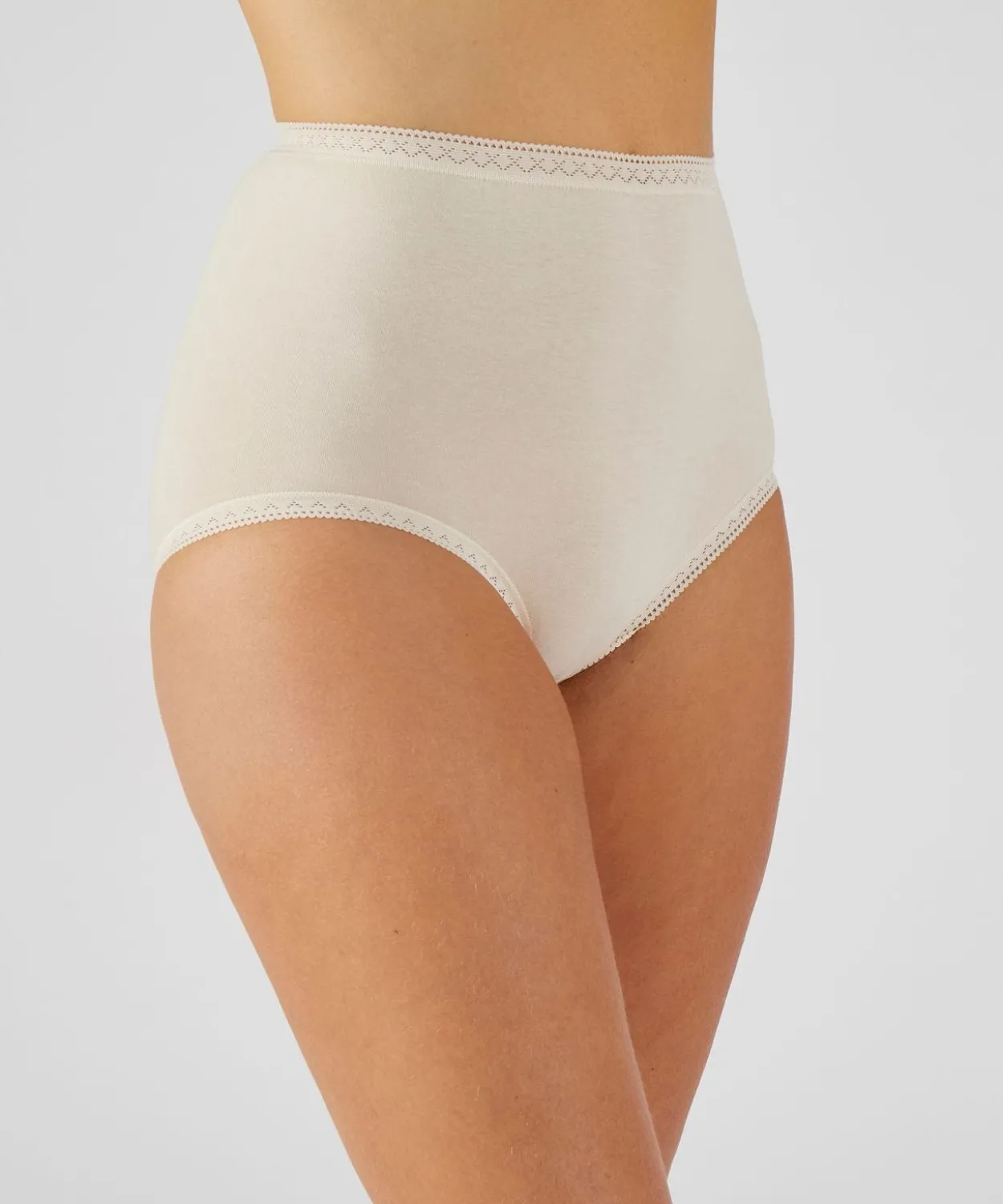 Lot de 3 culottes maxi coton stretch + 1 GRATUITE.
