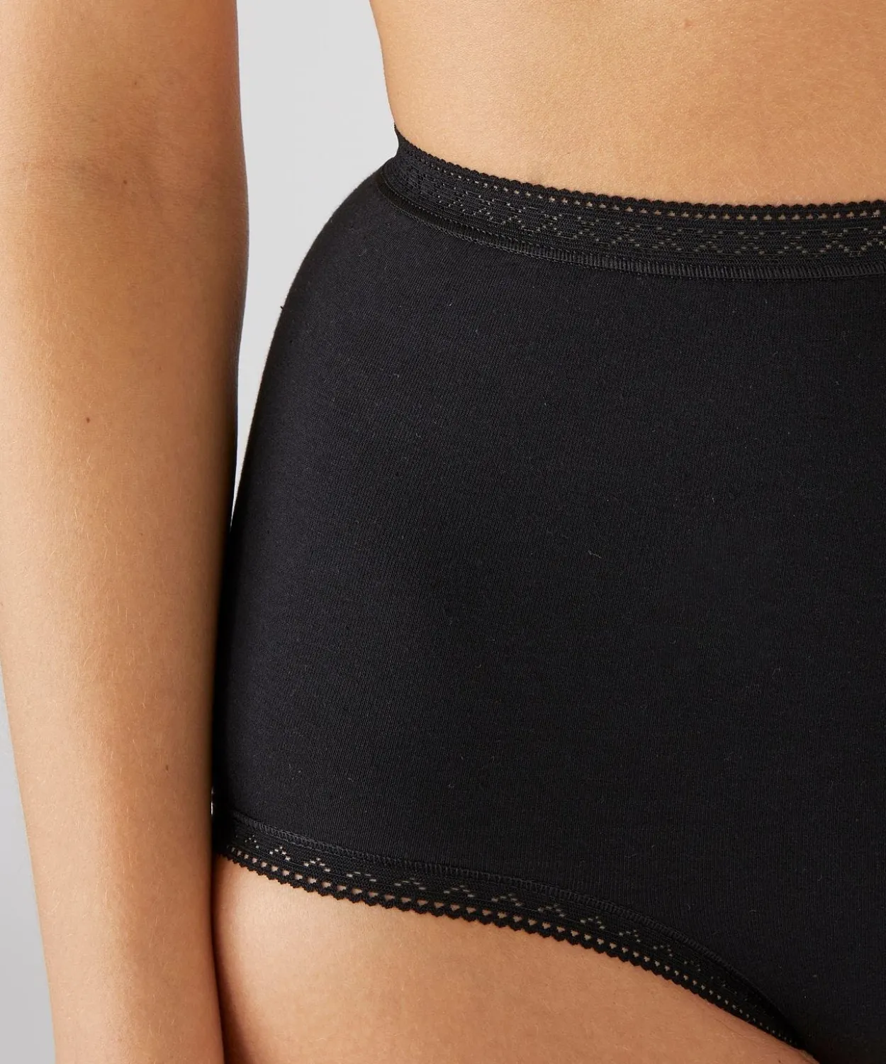 Lot de 3 culottes maxi coton stretch + 1 GRATUITE.