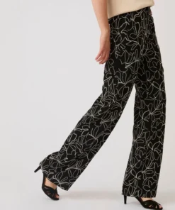 Pantalon crêpe brodé fleuri