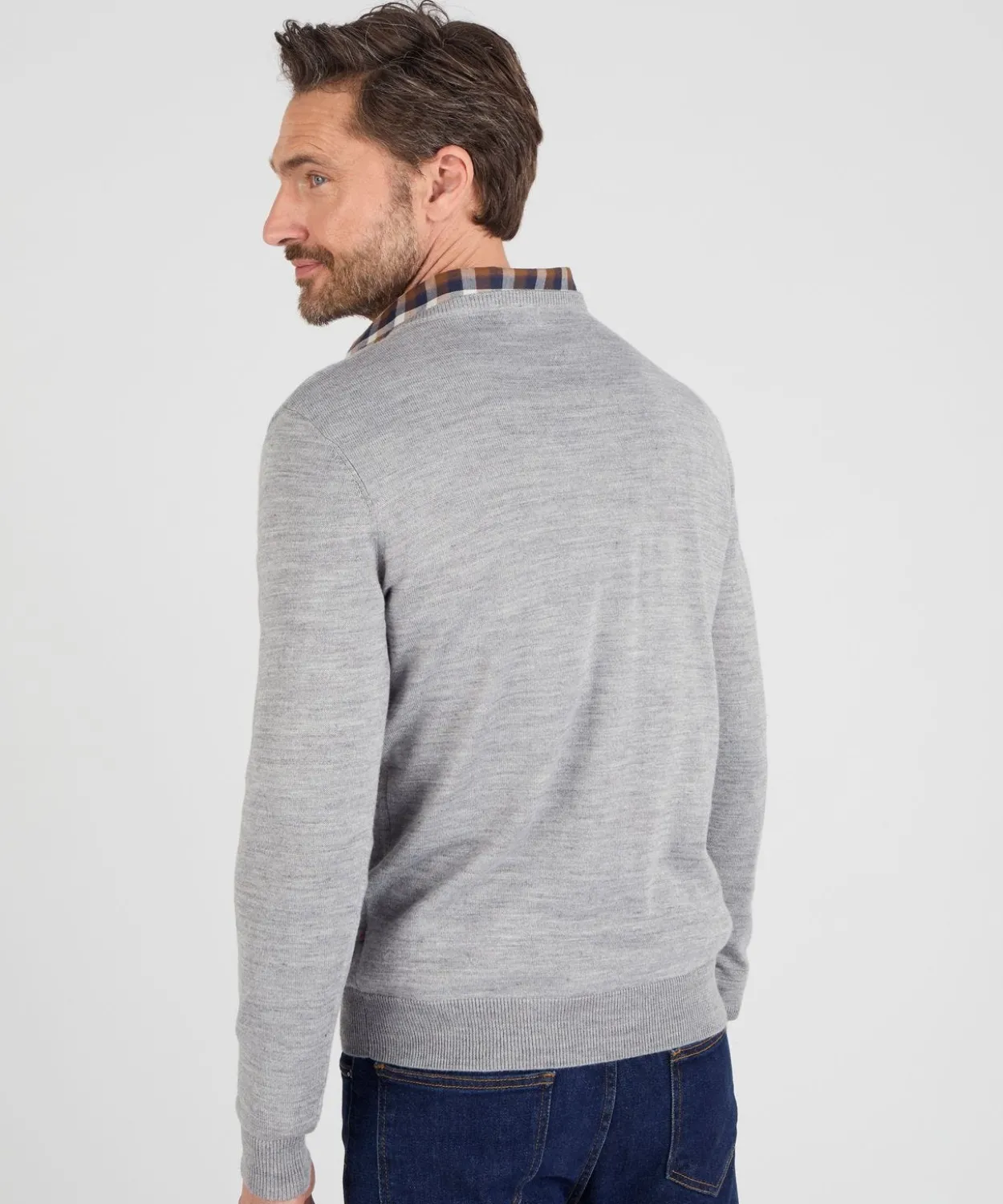 Pull classique encolure V avec laine