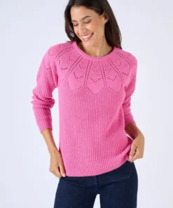 Pull détails ajourés