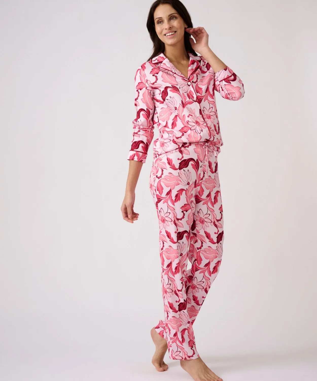 Pyjama boutonné tissu satiné