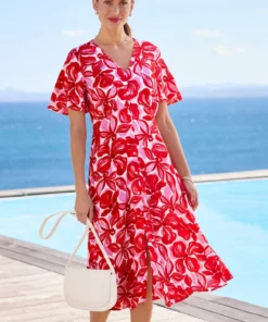 Robe tissu crêpe manches papillon