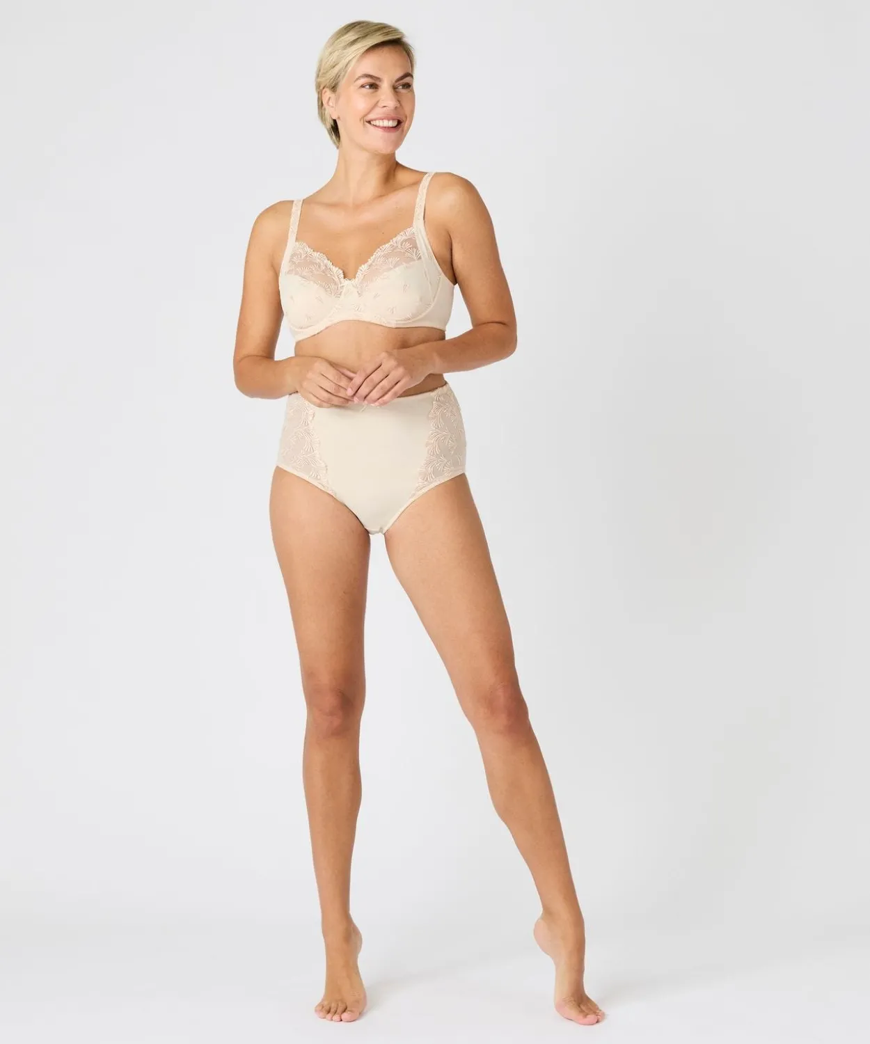 Soutien-gorge armatures brodé BELLA de Damart