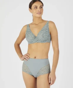 Soutien-gorge à armatures forme foulard, Diana by Damart