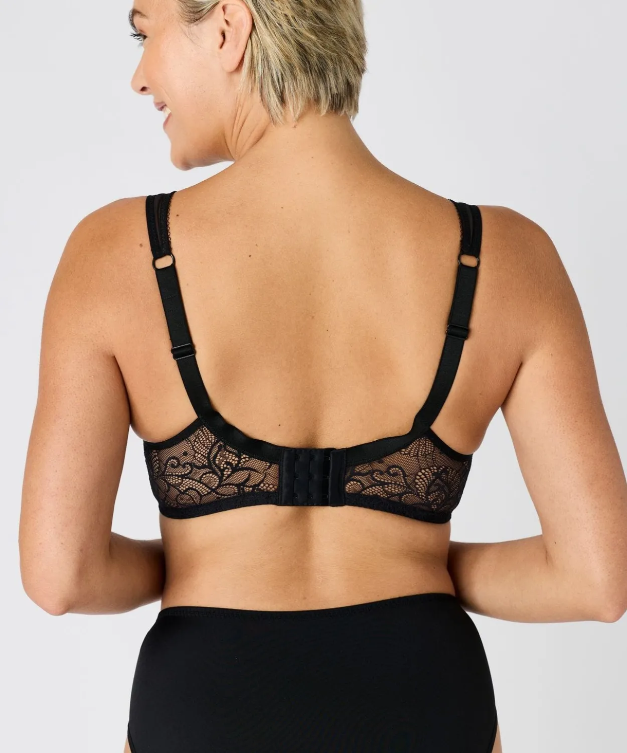 Soutien-gorge à armatures LEA by Damart.