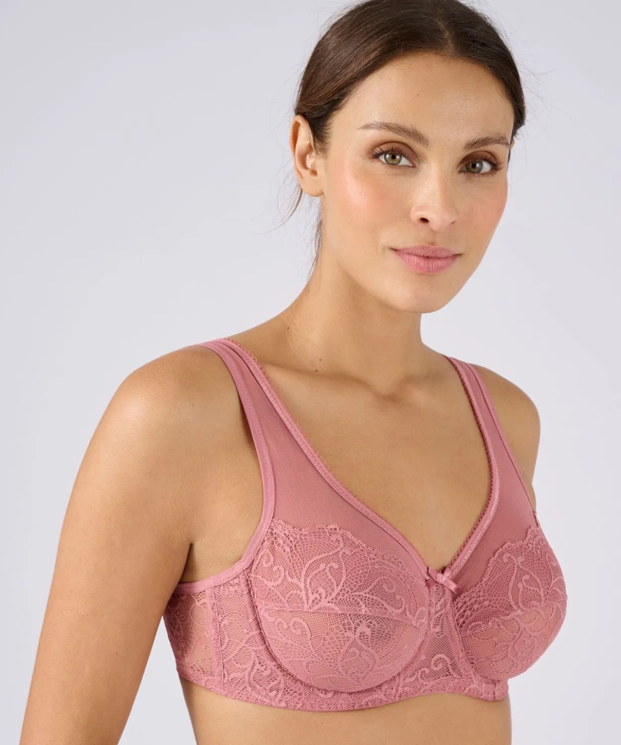Soutien-gorge à armatures LEA by Damart.