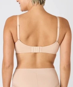 Soutien-gorge bonnets moulés à armatures