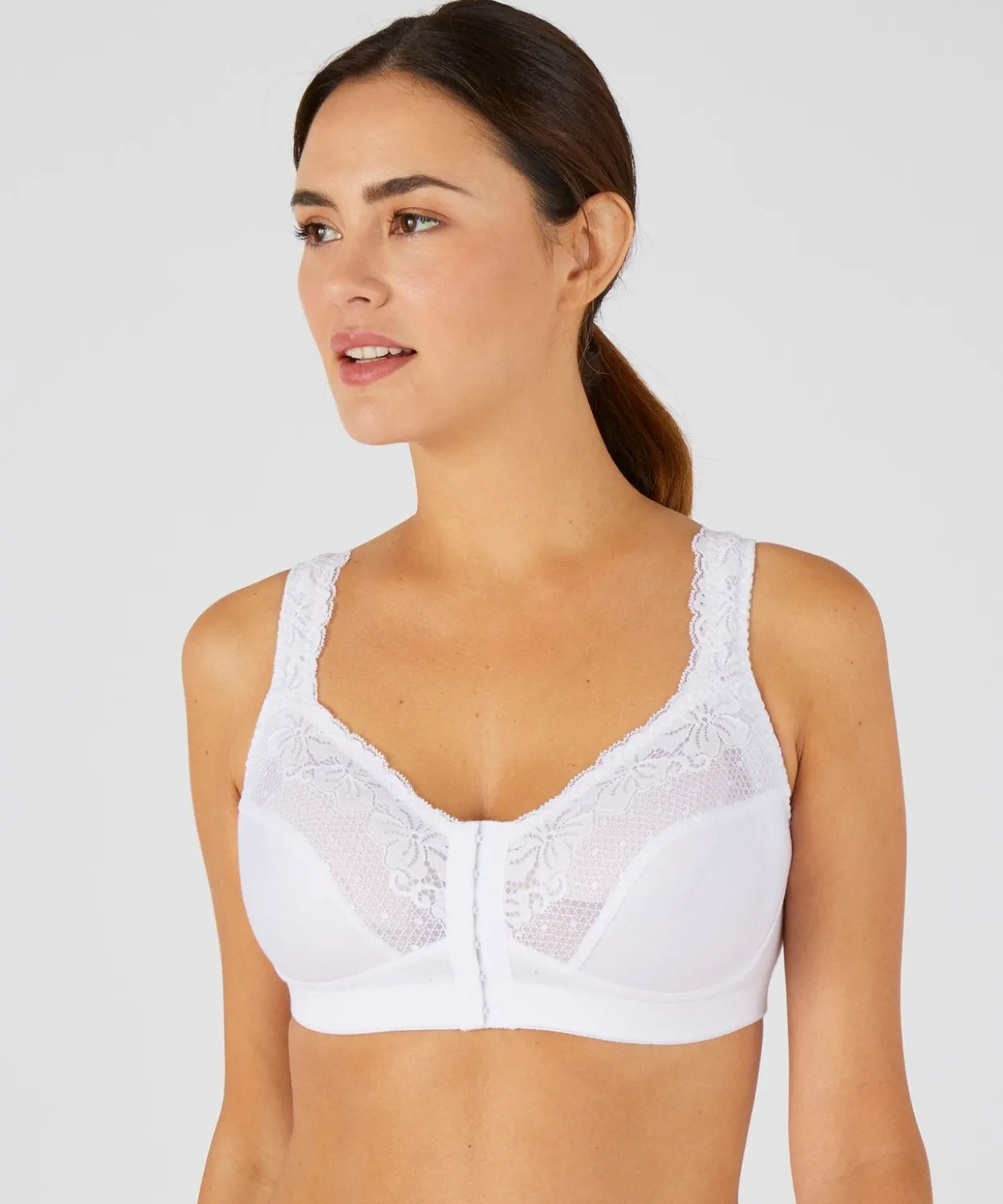 Soutien-gorge sans armatures, ouvert devant