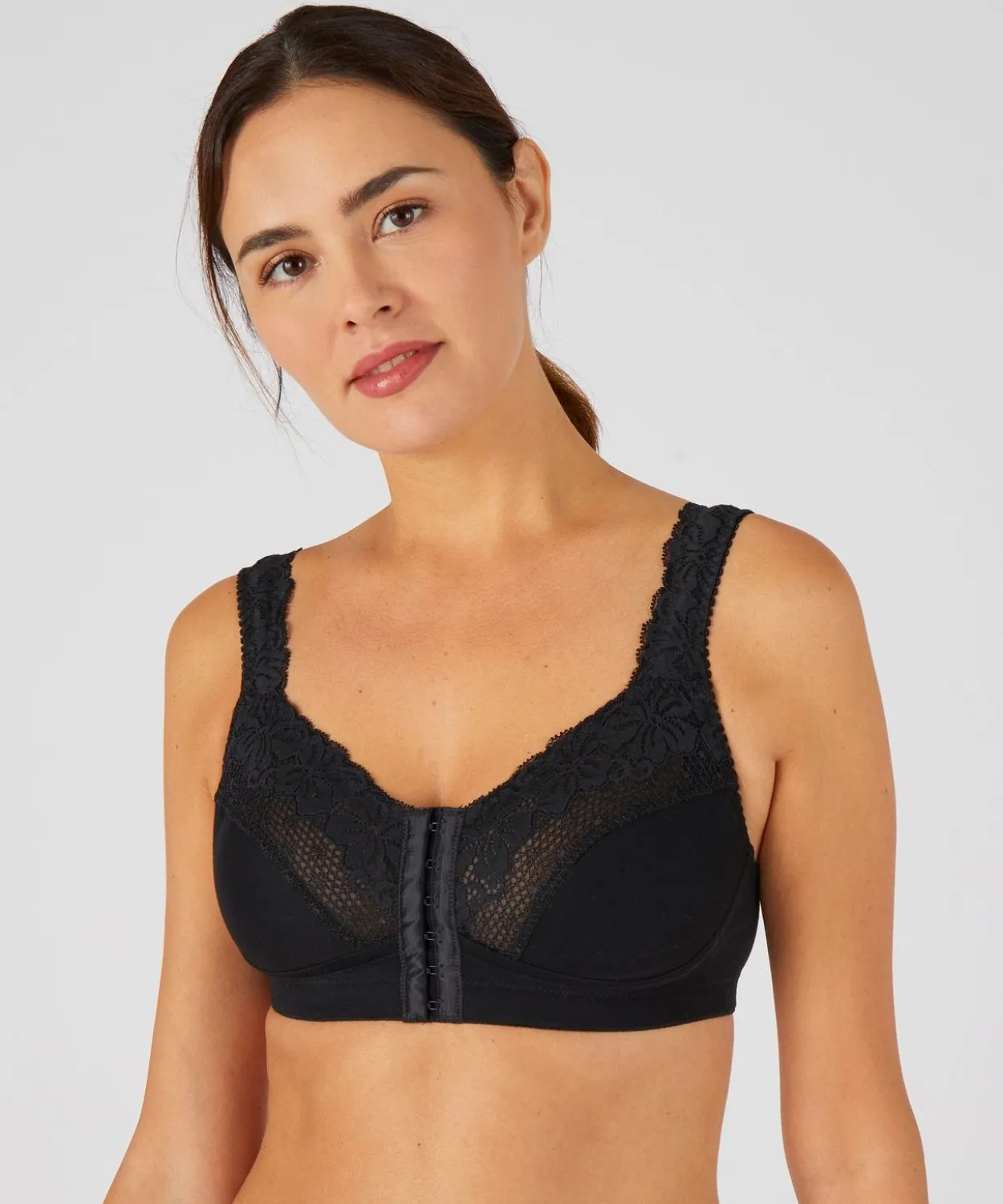 Soutien-gorge sans armatures, ouvert devant