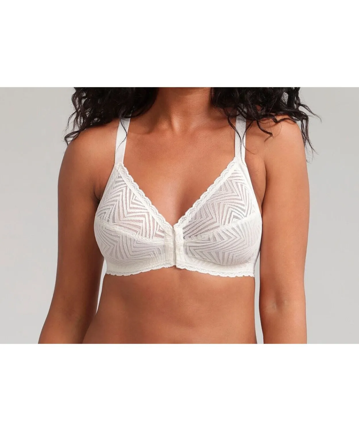 Soutien-gorge sans armatures Ideal Posture de Playtex, ouvert devant