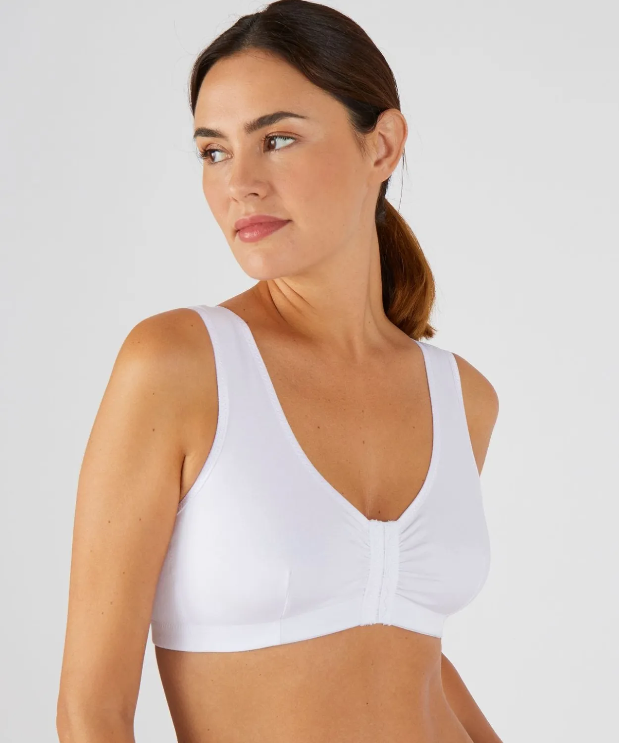 Soutien-gorge sans armatures ouvert devant