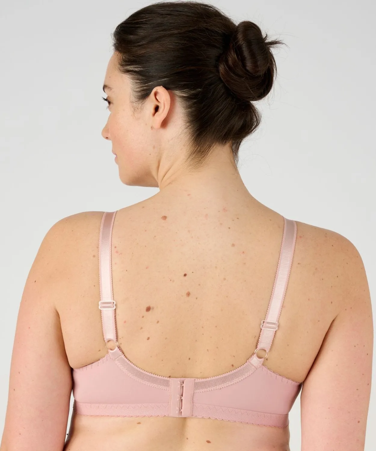 Soutien-gorge sans armatures, grand maintien