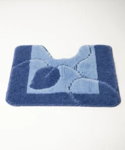 Tapis de bain motif feuilles.