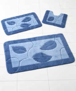 Tapis de bain motif feuilles.