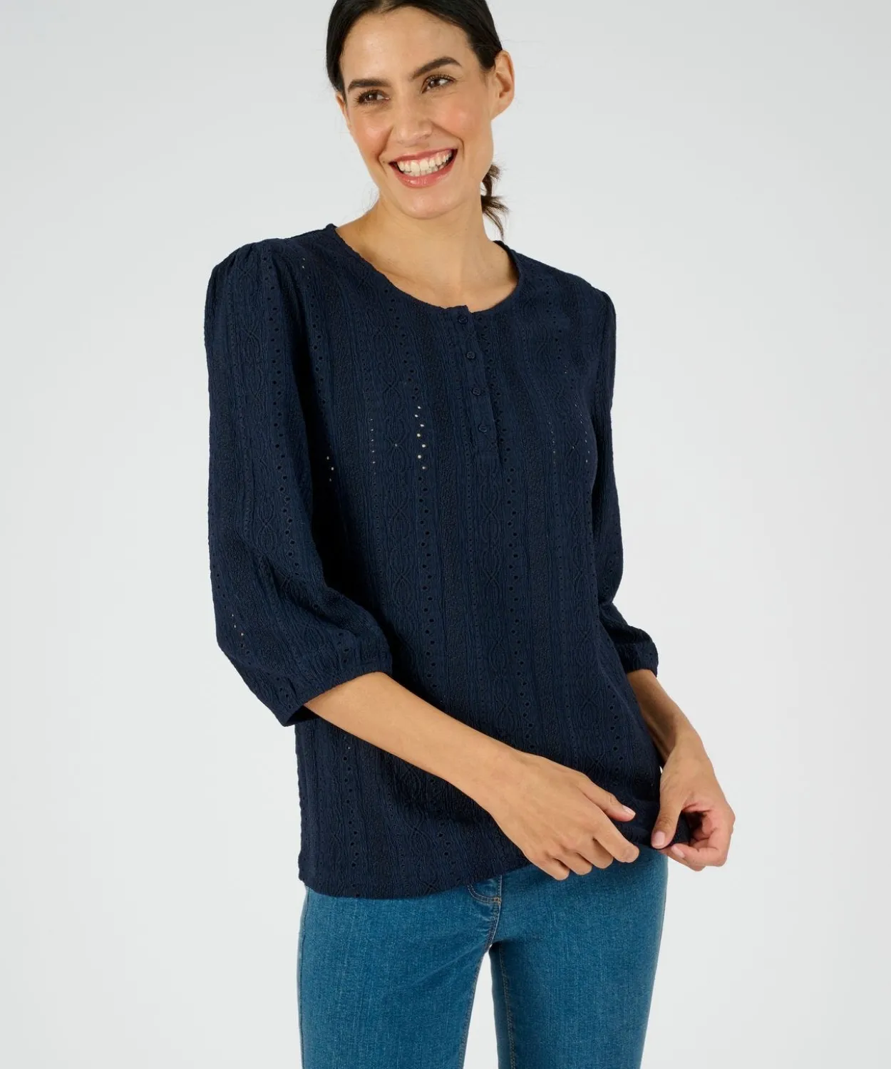 Top maille jacquard stretch ajourée et brodée