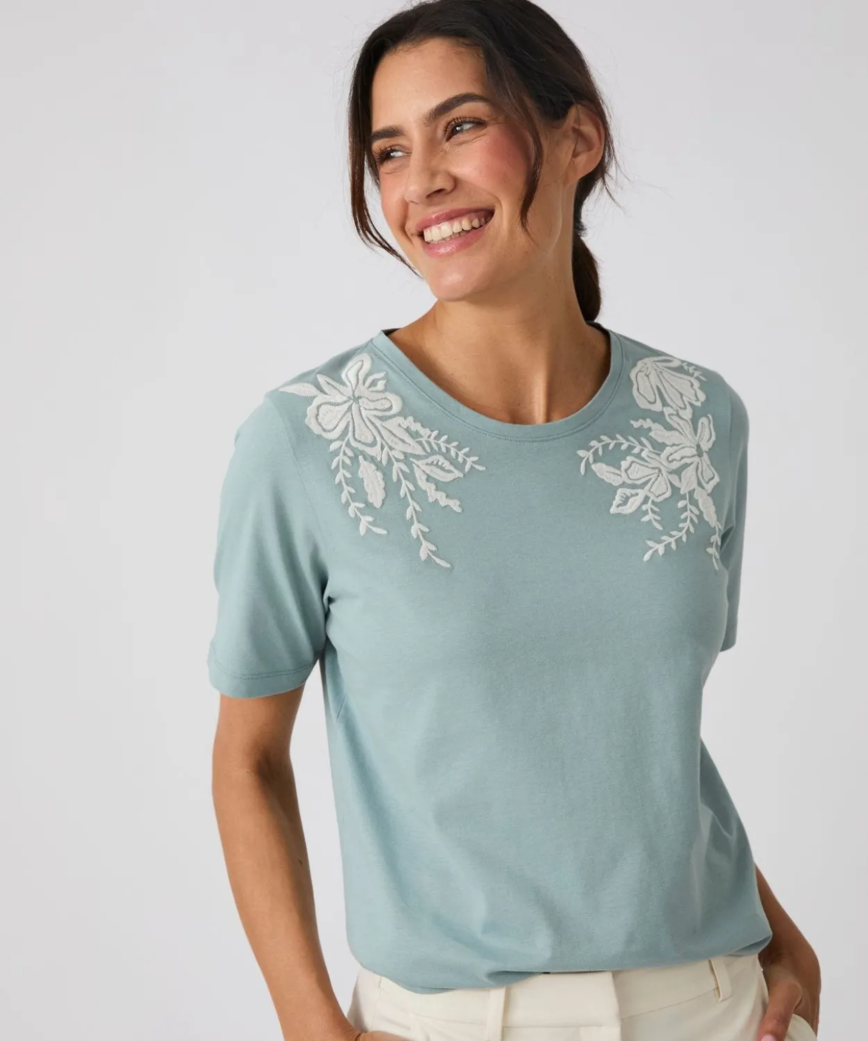 T-shirt brodé