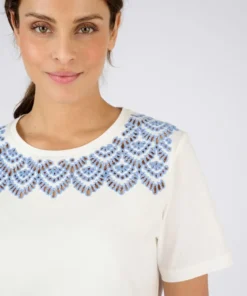 T-shirt broderies ajourées