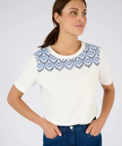 T-shirt broderies ajourées