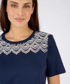 T-shirt broderies ajourées
