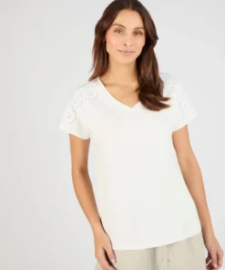 T-shirt broderies ajourées en pur coton