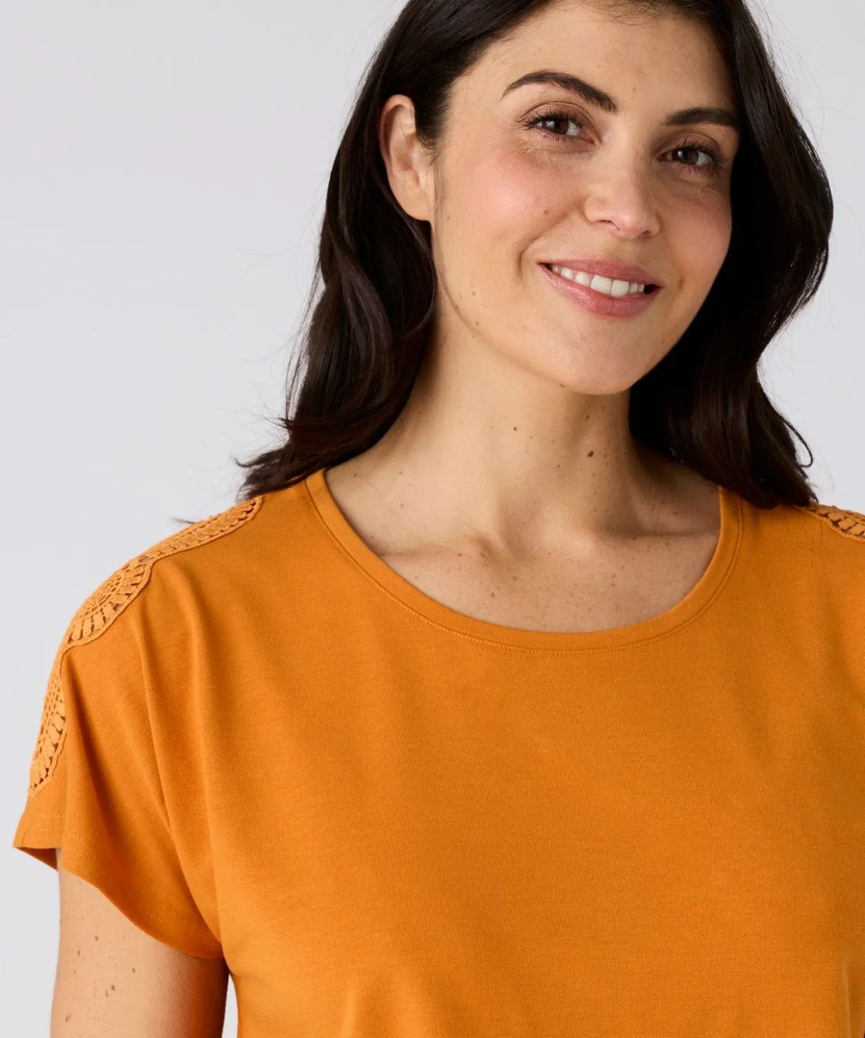 T-shirt Climatyl détail dentelle