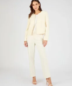 Veste matière reliéfée plissée